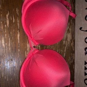 Victoria’s Secret push-up bra.